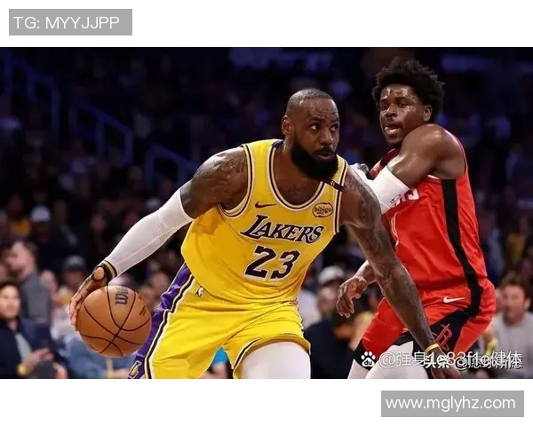 2015年NBA火箭队与活塞队精彩对决回顾及赛后分析